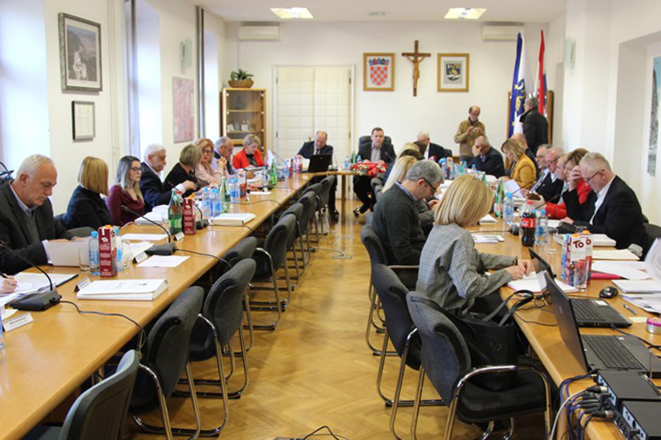 Posljednja prošlogodišnja sjednica Gradskog vijeća Grada Slavonskog Broda, 30. studenog 2018.