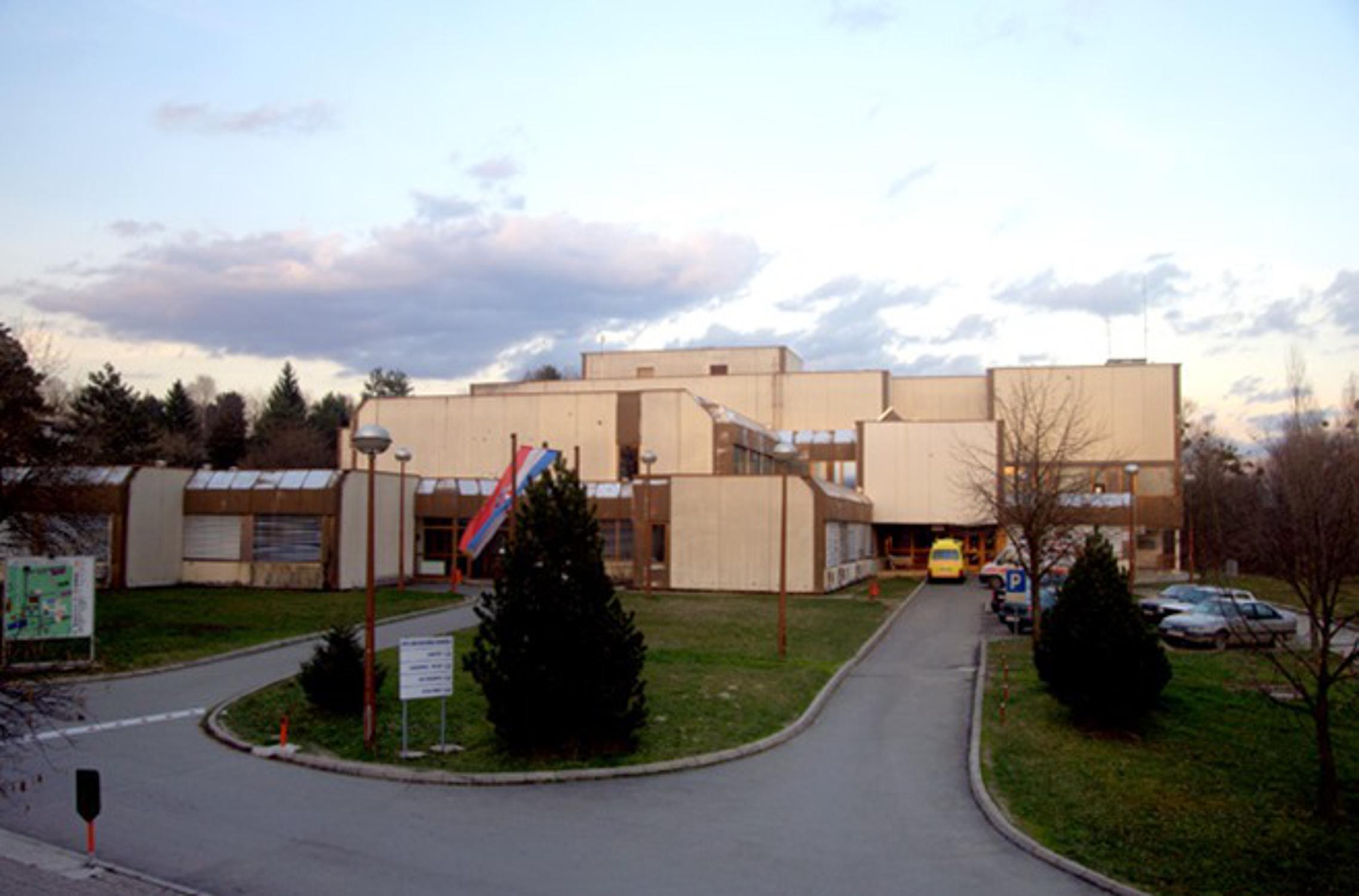 Zgrada bolnice u Novoj Gradiški