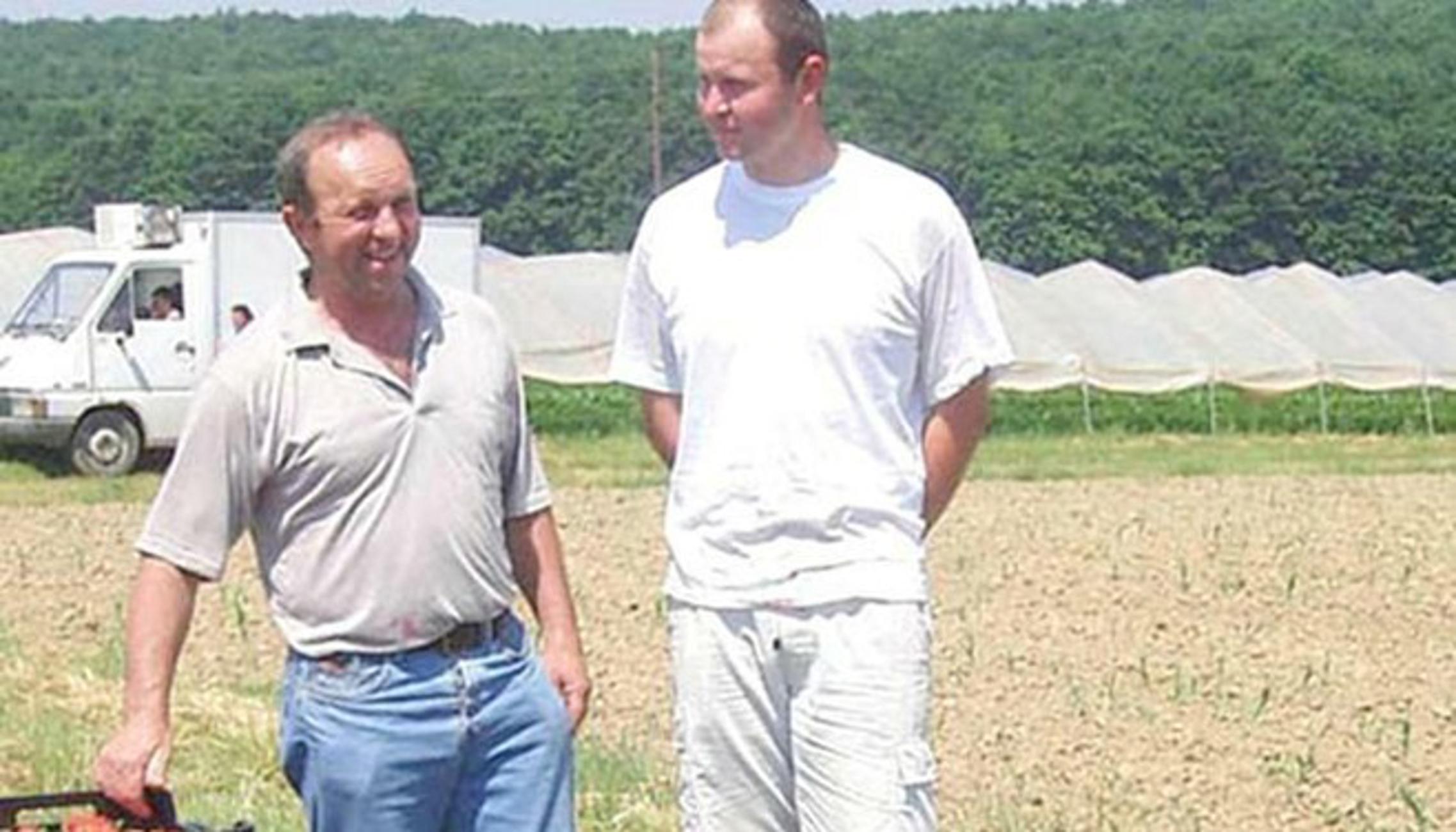 Petar i Tomislav Lovinčić kažu da posla s jagodama ima po cijelu godinu