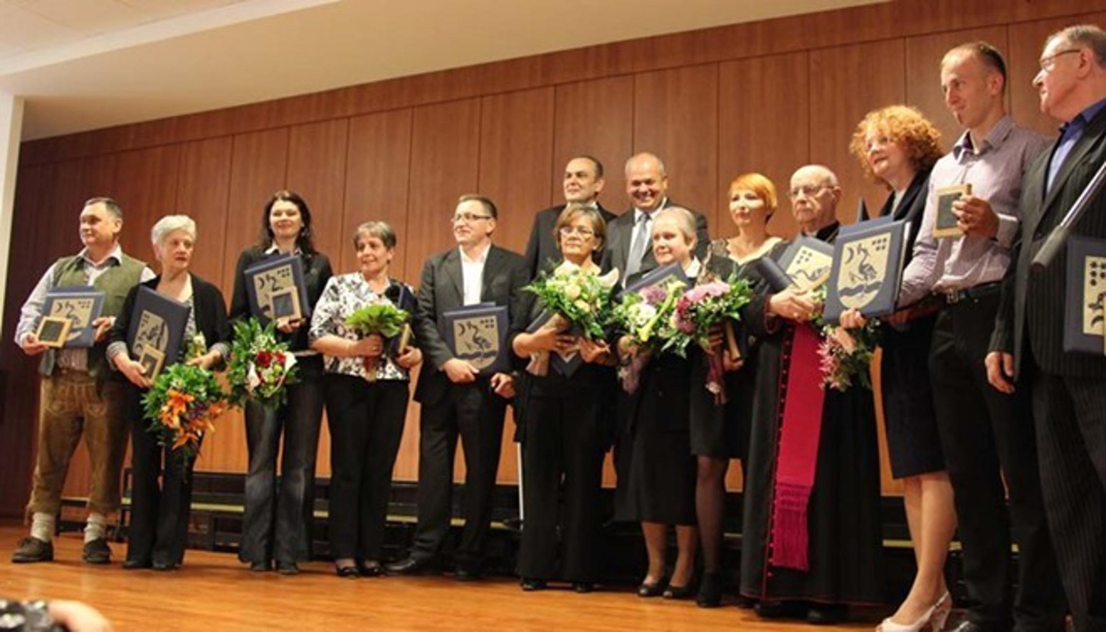 Dodjela javnih nagrada i priznanja 2016.