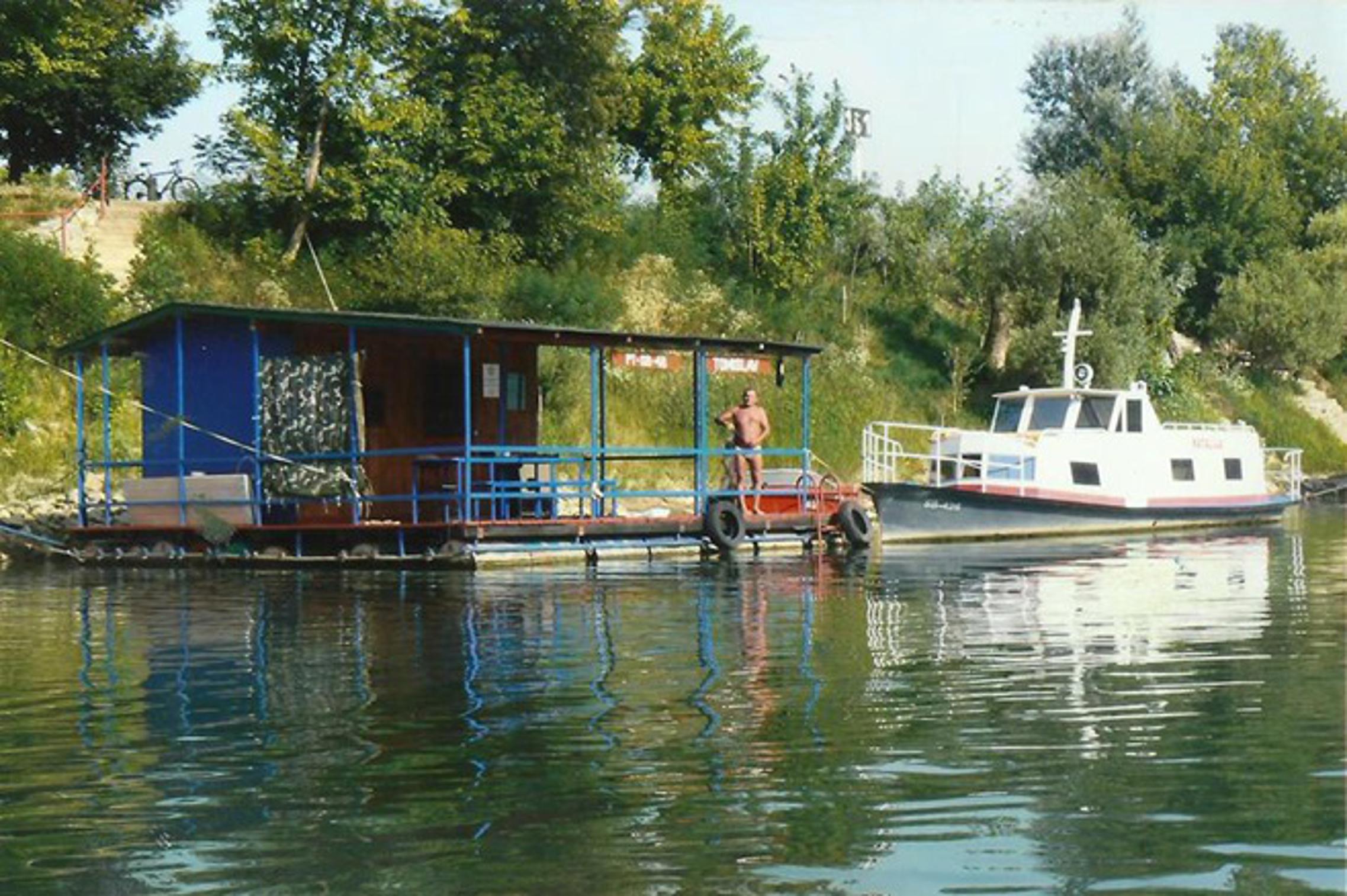 Tomislav Šimek (Tomo Bosanac) živio je s rijekom Savom i na njoj