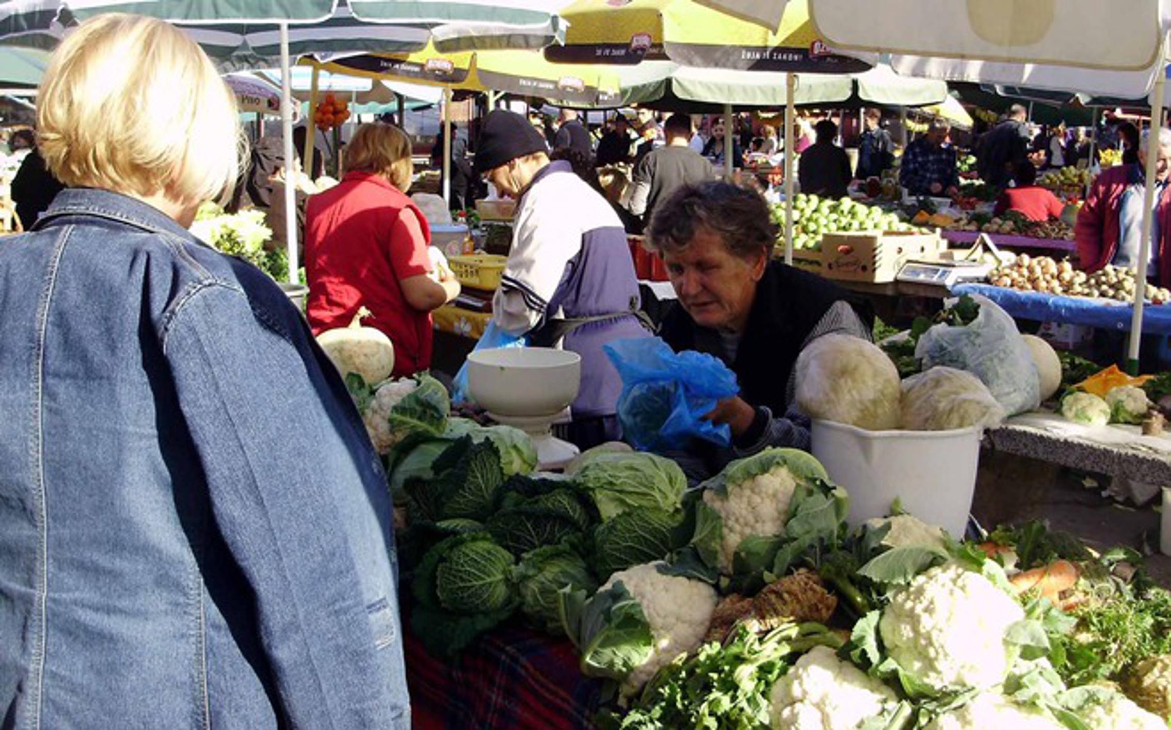 Svježe i kvalitetno povrće daje prednost kupovini na gradskoj tržnici