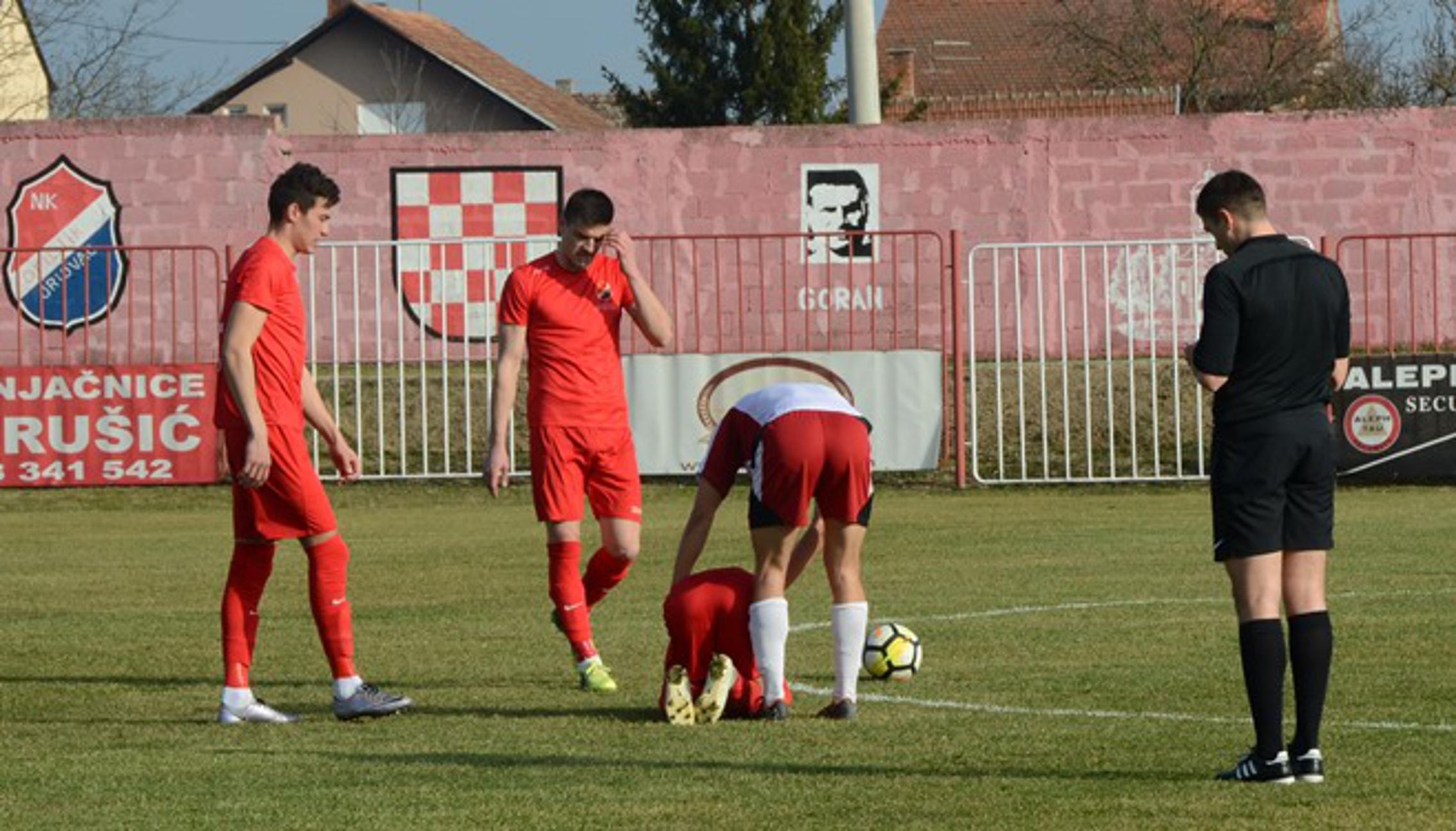 Nogometaši Oriolika danas su u Požegi poraženi od Slavonije.