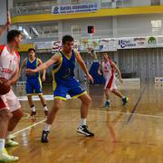 Košarkaši Slavonskog Broda (bijeli) igraju utakmicu sezone u Dardi