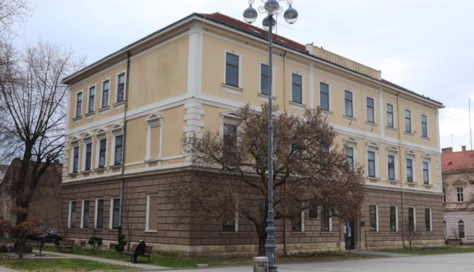 Zgrada Strojarskog fakulteta u Slavonskom Brodu u kojoj se nalazi Ured rektora | Author: Ž.G./PLUS