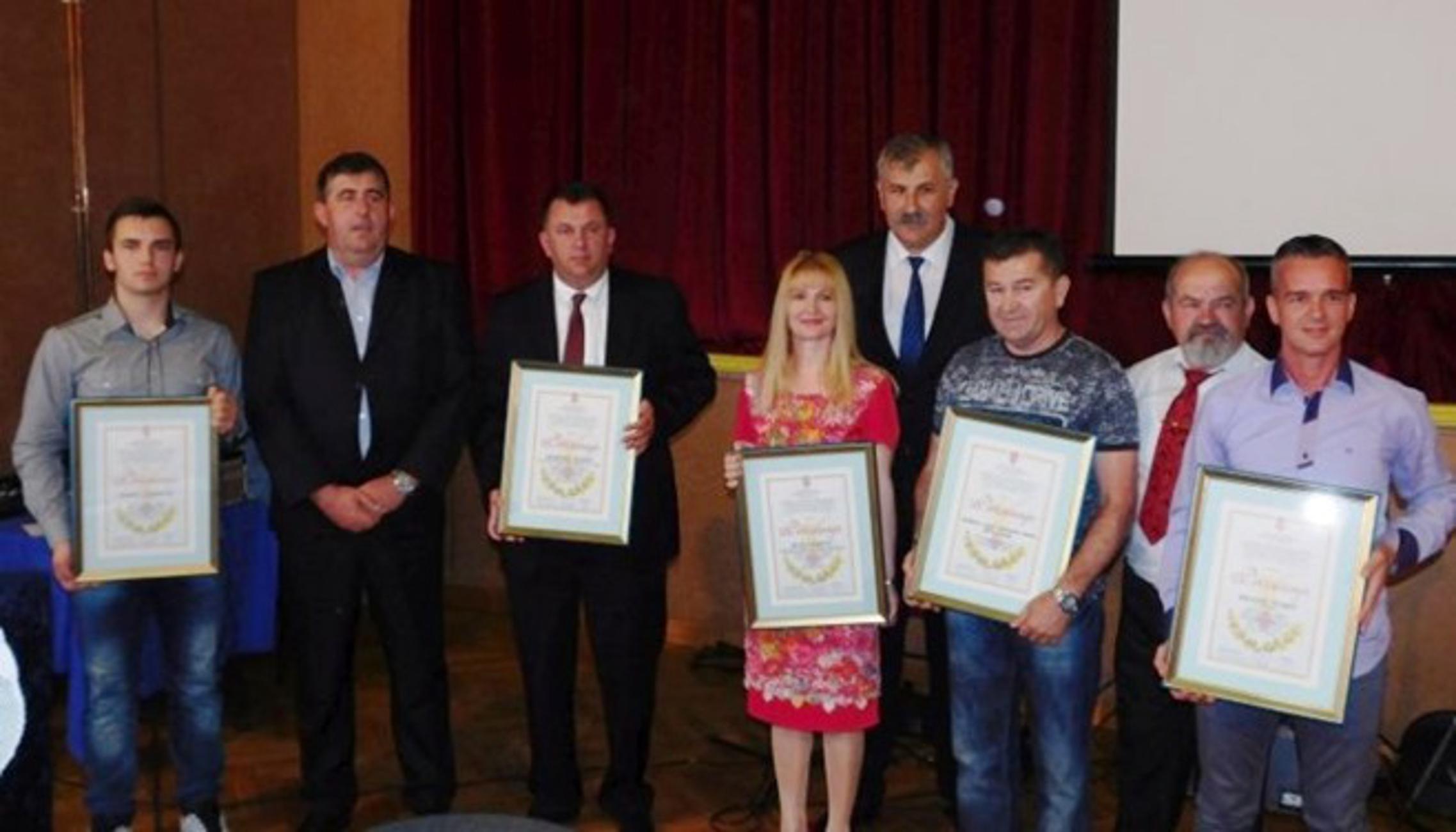 Nagrađeni za Dan općine Okučani
