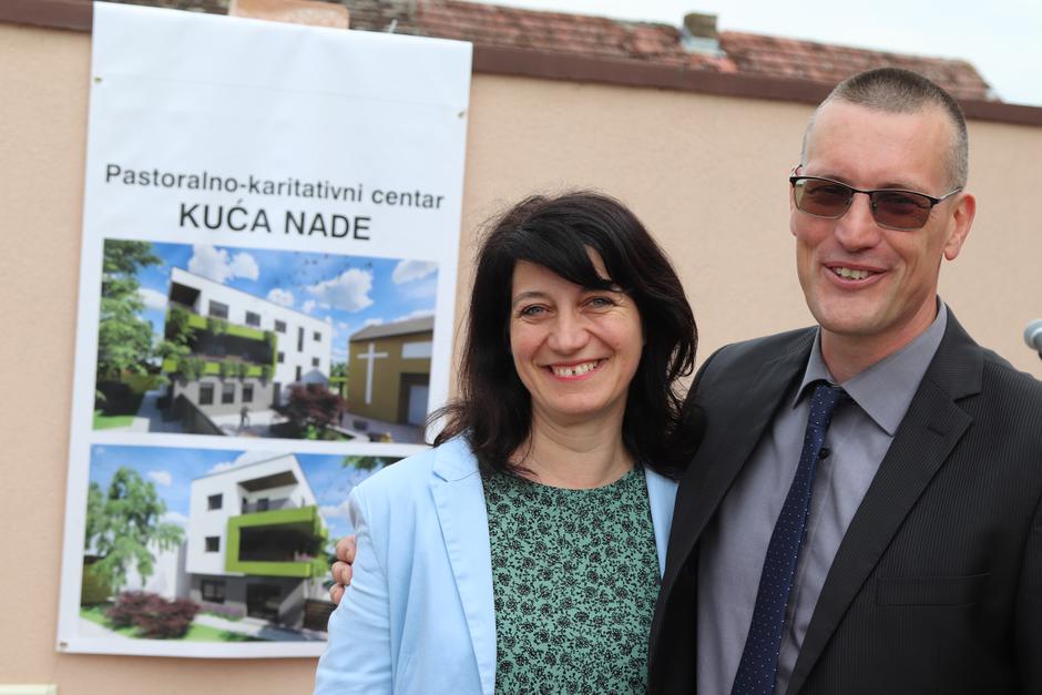Pastor Darko Mikulić sa suprugom | Author: Foto: Ž.G.