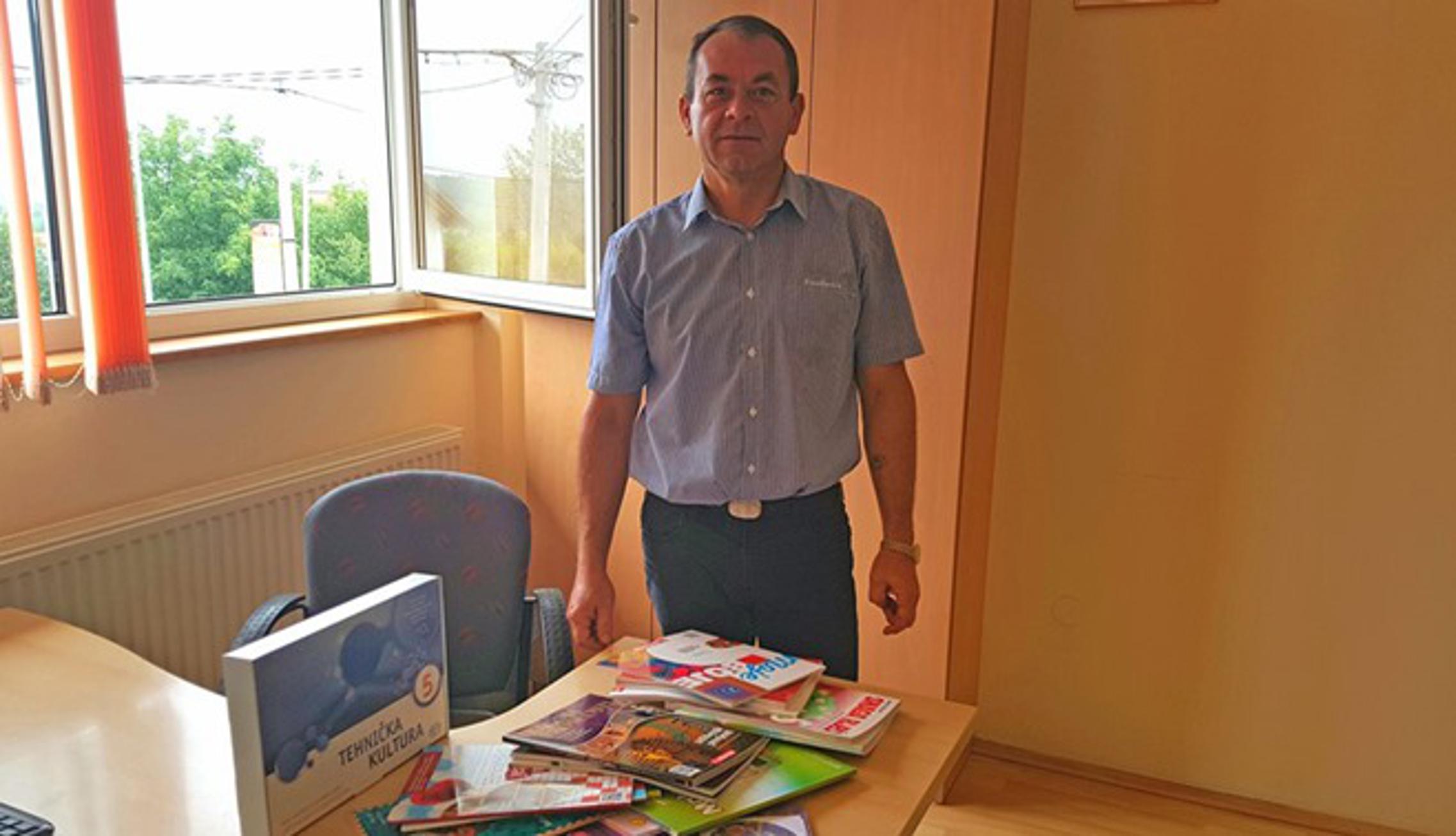 Davor Petrik, Općina i ove godine financira nabavku radnih bilježnica