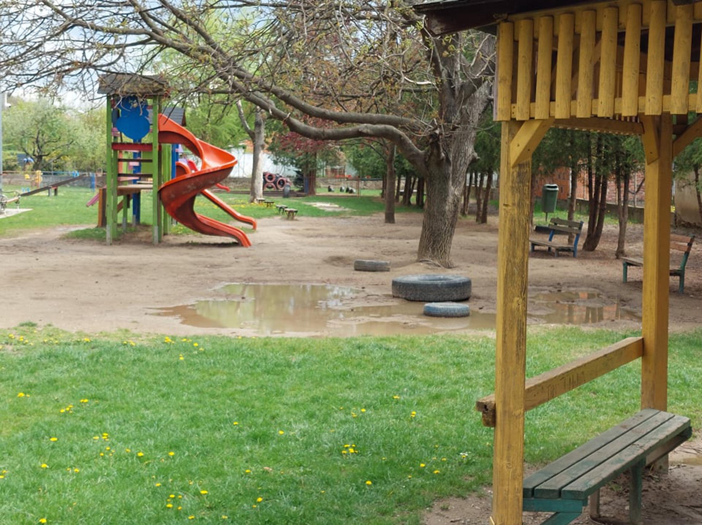 Dječje igralište u sklopu vrtića Cvjetna livada u Požegi